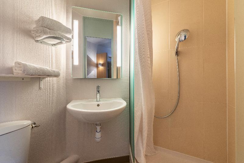 B&B Hotel Nantes Reze St Sebastien Сен-Себастьян-Сюр-Луар Экстерьер фото